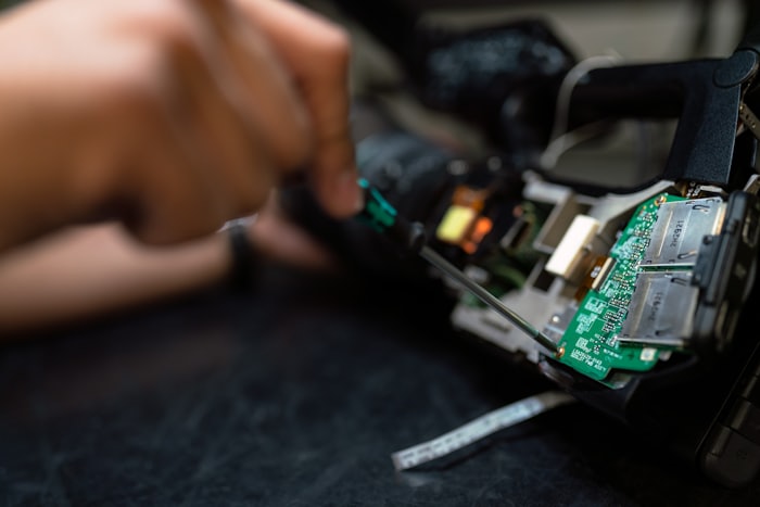 Sistema eléctrico y electrónico